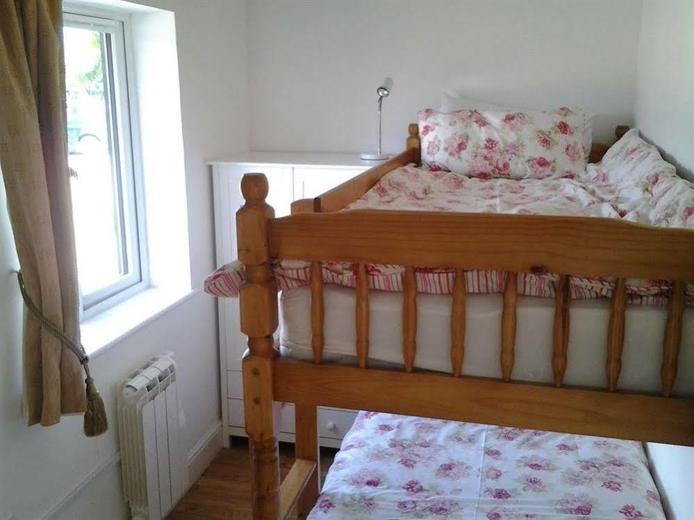Stable Oak Cottages Maidstone Extérieur photo